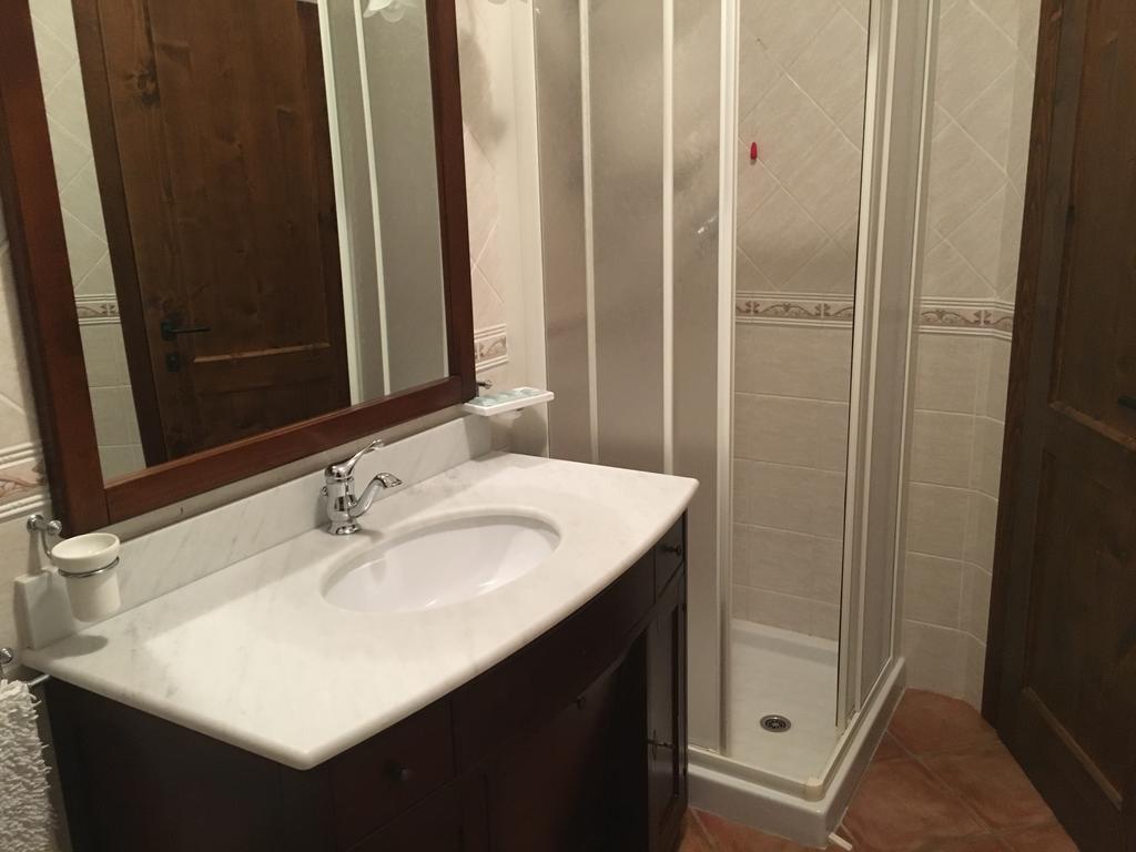 Appartamenti E Camere Il Poggio Di D'Angeli Lidia Auditore Dış mekan fotoğraf