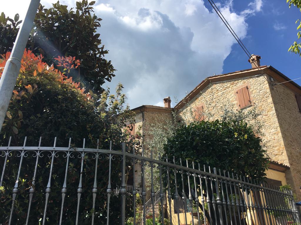 Appartamenti E Camere Il Poggio Di D'Angeli Lidia Auditore Dış mekan fotoğraf