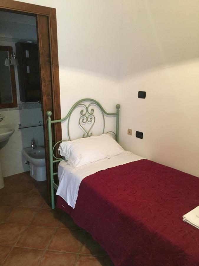 Appartamenti E Camere Il Poggio Di D'Angeli Lidia Auditore Dış mekan fotoğraf